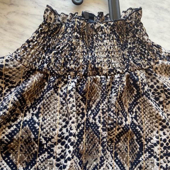 Snake Print Turtle Neck - Picture 4 of 5